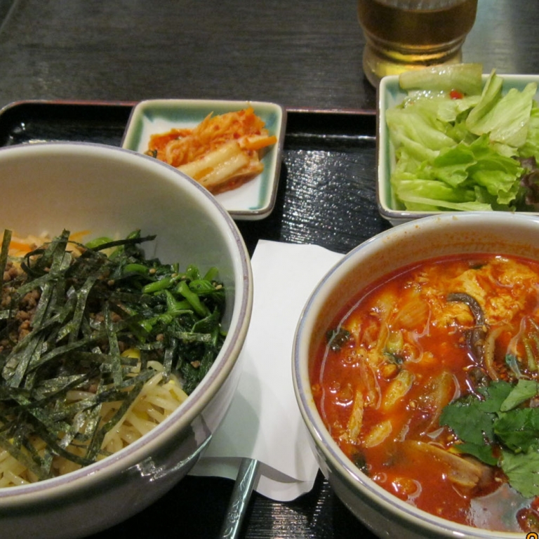 Вареная лапша и острый суп по-корейски; Токио