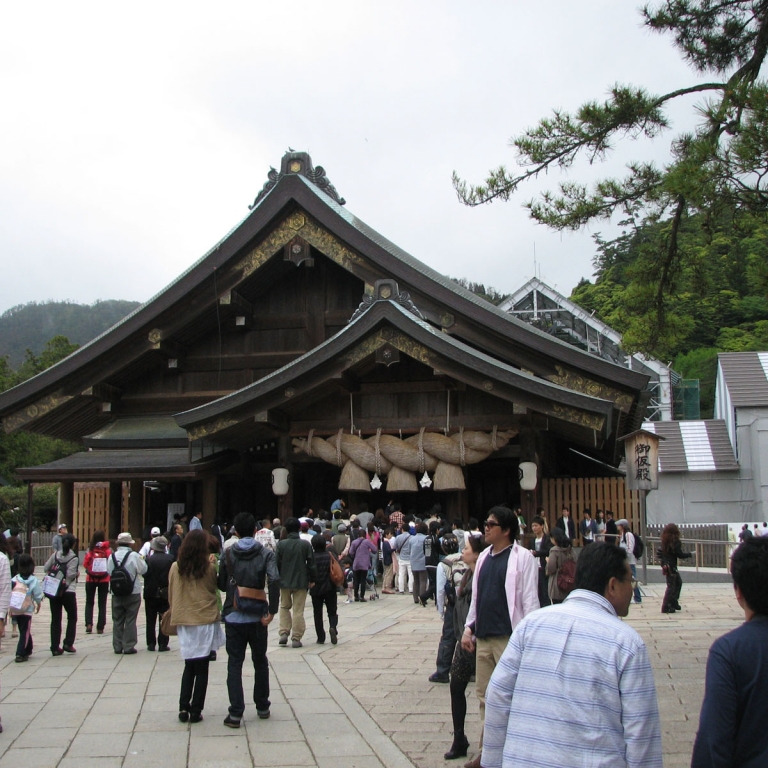 Один из самых популярных японских храмов - Идзумо Тайся; Симанэ