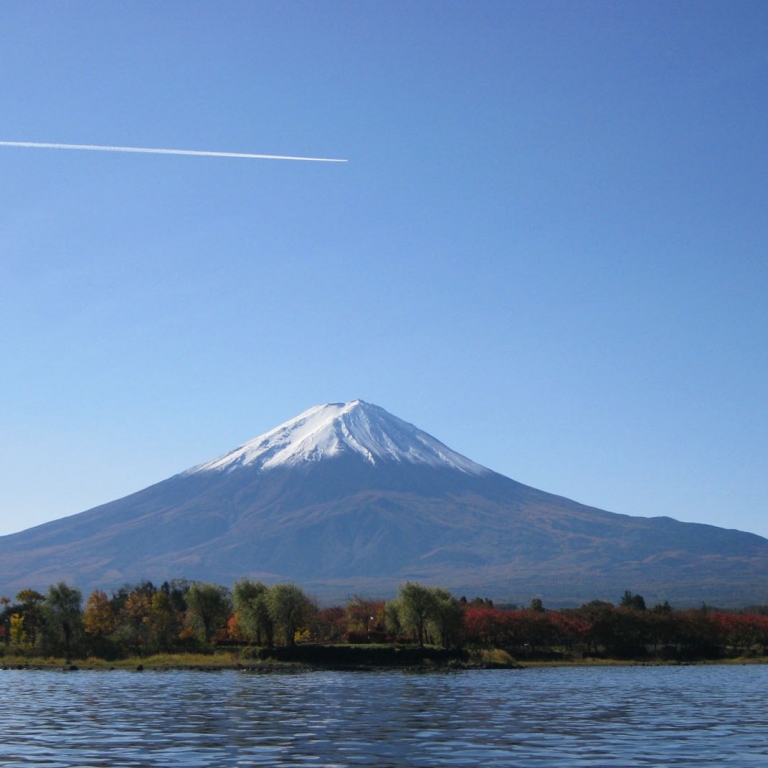 С катера на озере Кавагути; Яманаси